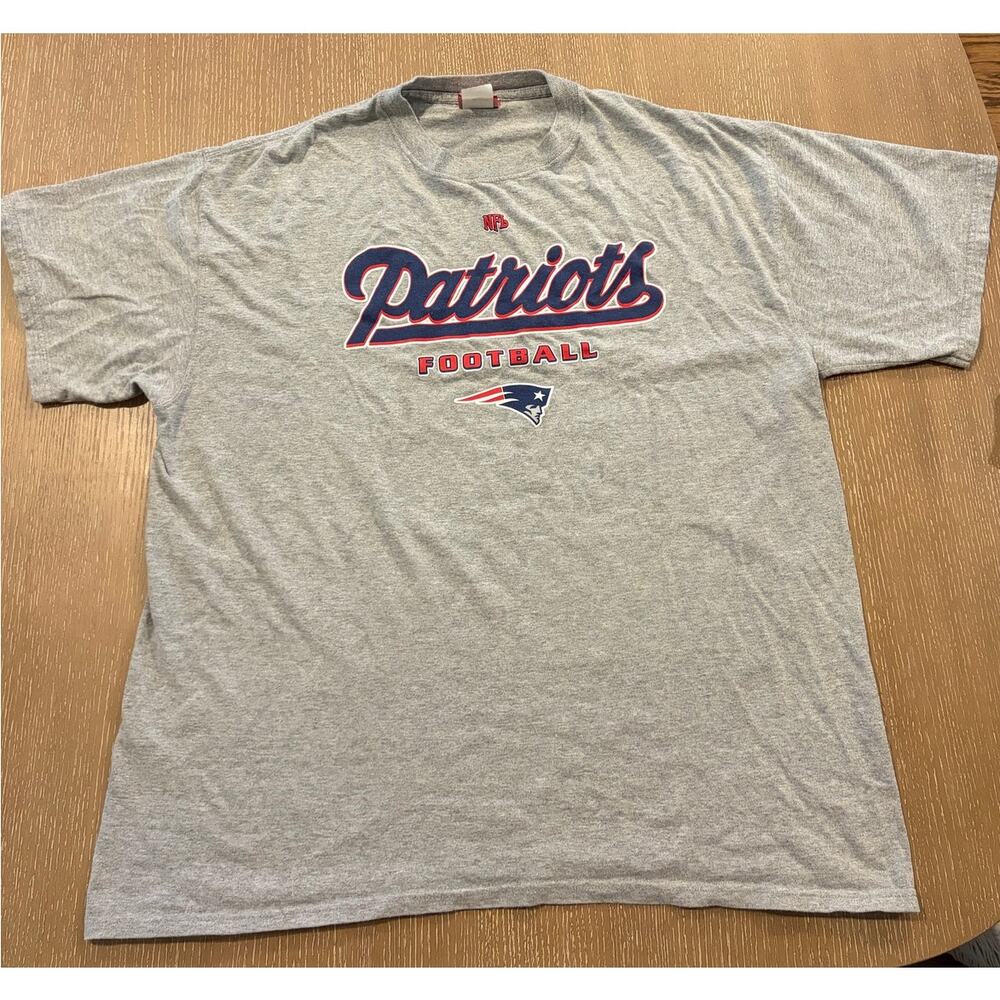 NFL Y2K New England Patriots Football Gray 2XL XXL Gray Short Sleeve‎ Cotton